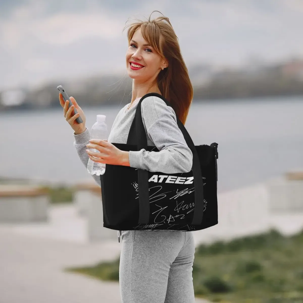 ateez personnalisé-logo + autographes sac de voyage de plage sacs fourre-tout de grande capacité pour salle de sport yoga femmes shopping sac à bandoulière