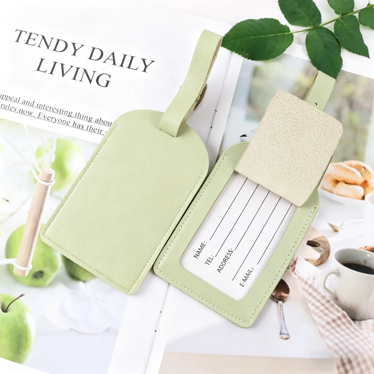 étiquette de bagage en cuir vert clair, ajustable, anti-perte, carte d'identification pour bagages, accessoire essentiel pour les voyages et les déplacements professionnels