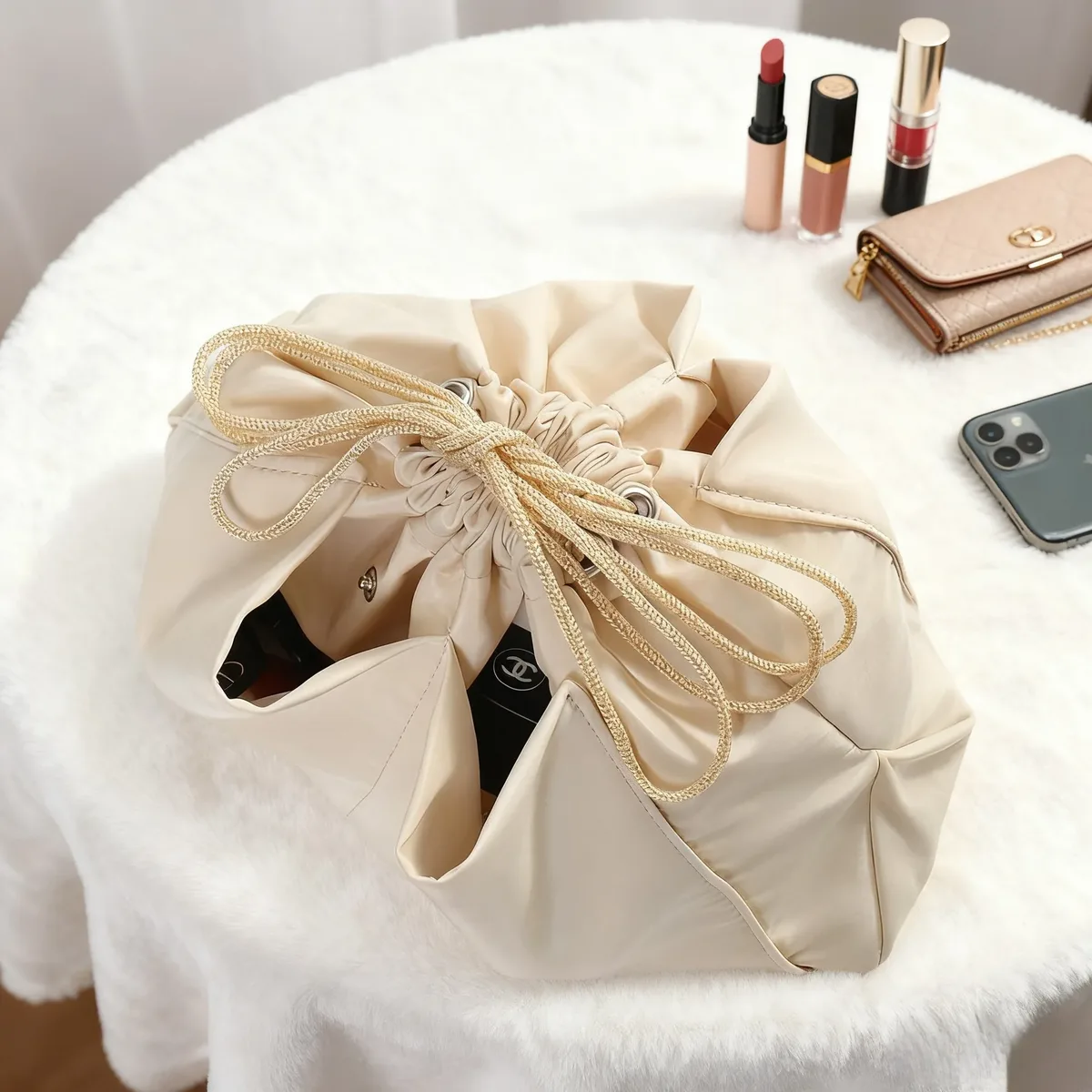 organisateur de sac à main multifonctionnel simple et élégant avec séparateurs pour le rangement de cosmétiques et de maquillage