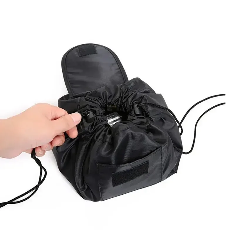 sac de rangement de maquillage élastique à cordon de serrage pour femmes, sac de voyage portable noir de grande capacité, sacs de rangement à la mode, 1 pièce
