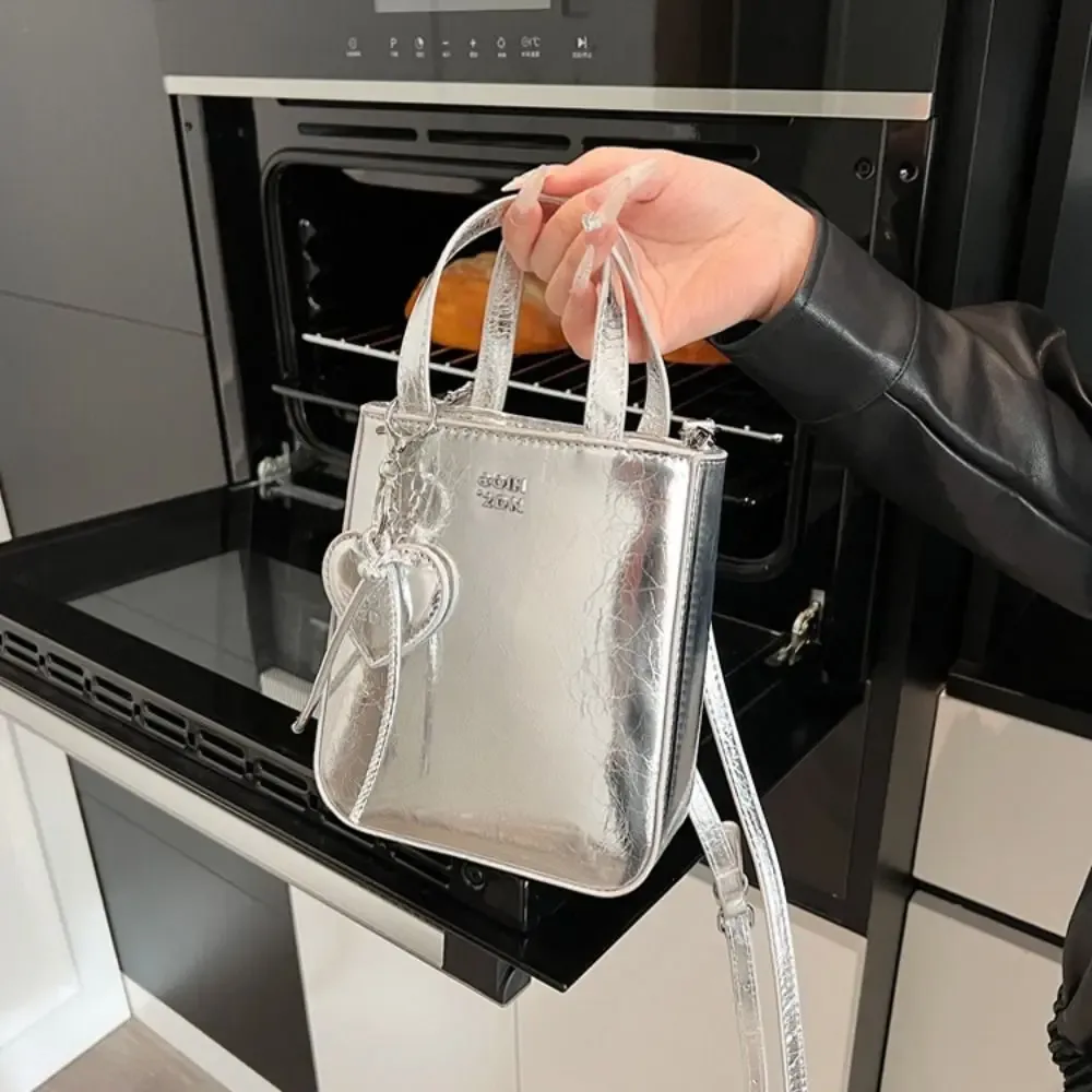 sac à bandoulière en cuir pu pour femmes, petit sac carré chic et polyvalent avec pendentif porte-clés d'amour, sacs à bandoulière de haute qualité