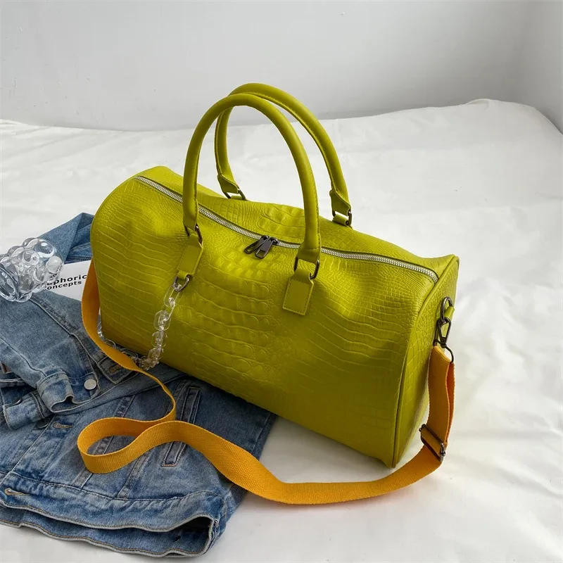 sacs de voyage grande capacité en cuir pu motif crocodile, sacs fourre-tout imperméables, sacs de sport et de yoga pour femmes