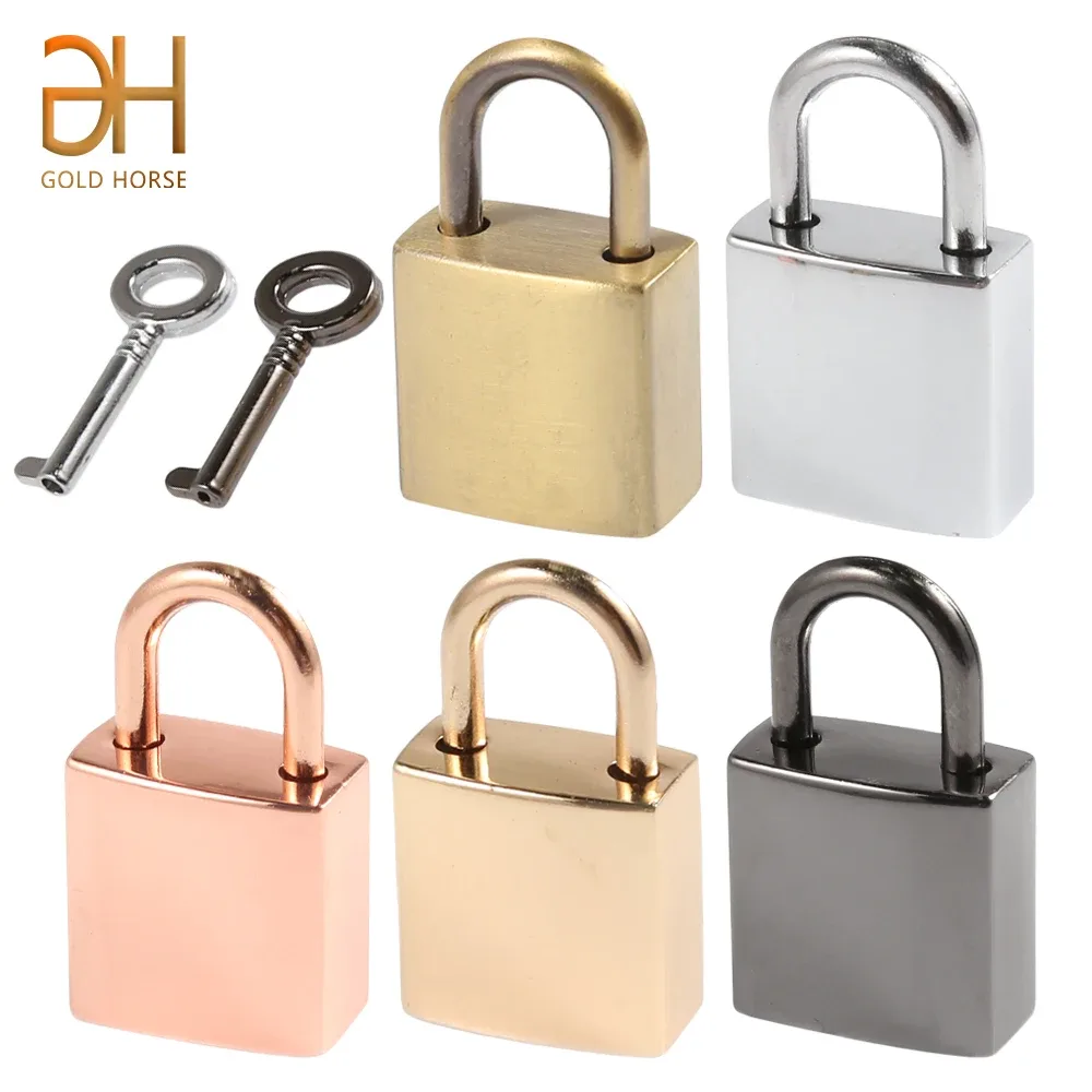 cadenas verrouiller métal argent doré orange marron beige petite clé anneau carré voyage usage rangement
