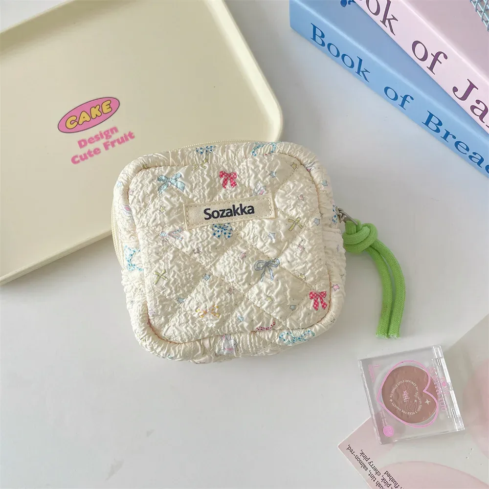mini sac à cosmétiques carré mignon pour femmes, écouteurs portables, rouge à lèvres, serviettes hygiéniques, pochette de rangement, petits sacs de maquillage à fermeture éclair