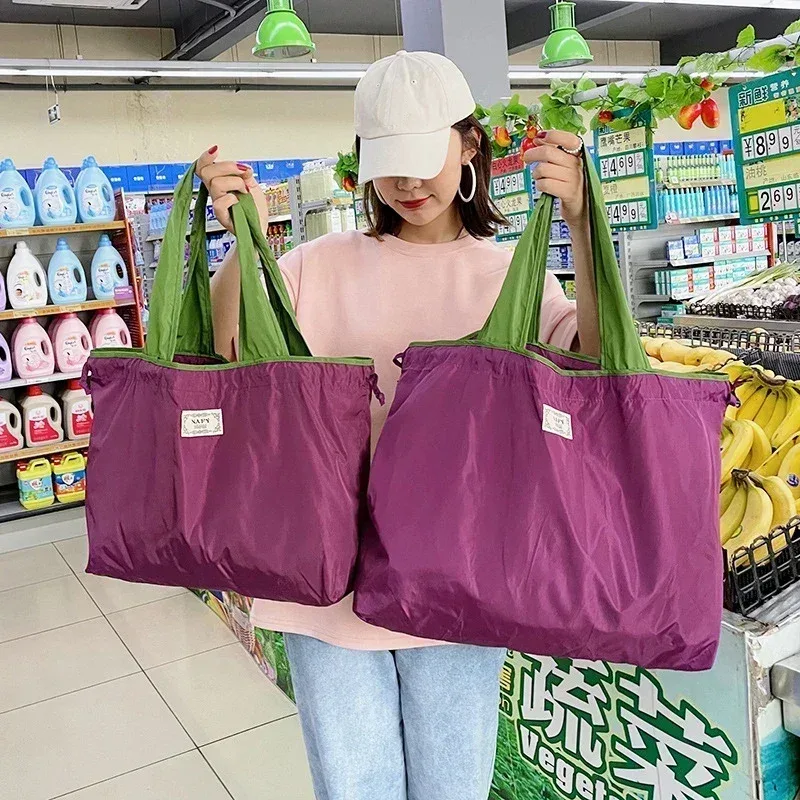 Sac de courses réutilisable, sac de rangement écologique pliable de grande capacité avec cordon de serrage, sac à bandoulière décontracté pour le shopping, 1 pièce