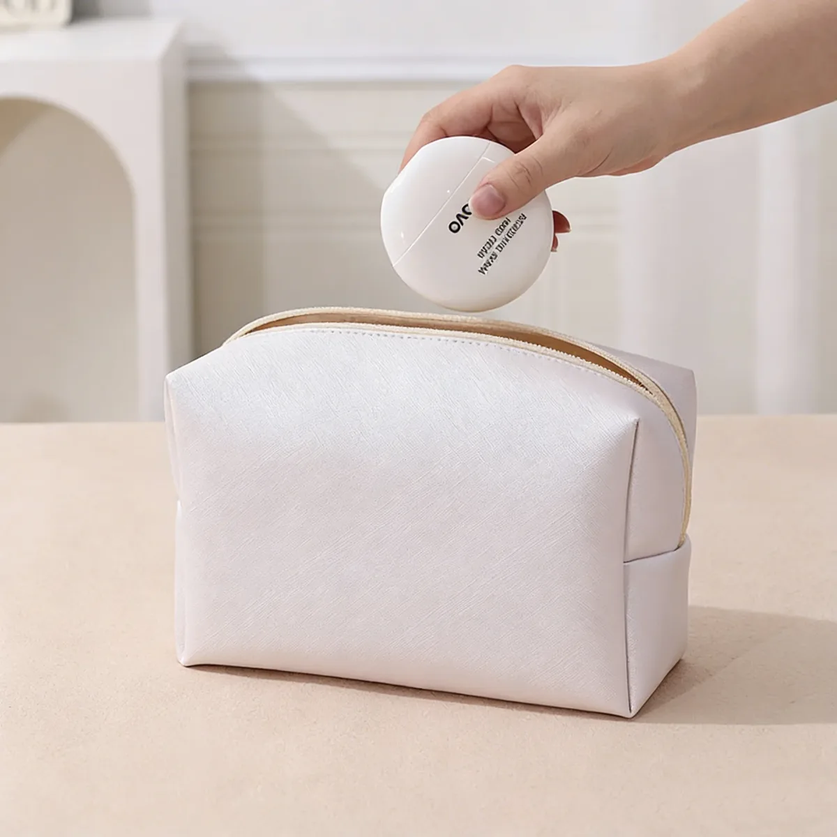 trousse de maquillage en cuir avec logo personnalisé, grande capacité, idéale pour les voyages, disponible en plusieurs couleurs, en cuir pu souple, avec fermeture à glissière, pour femmes (2 tailles).