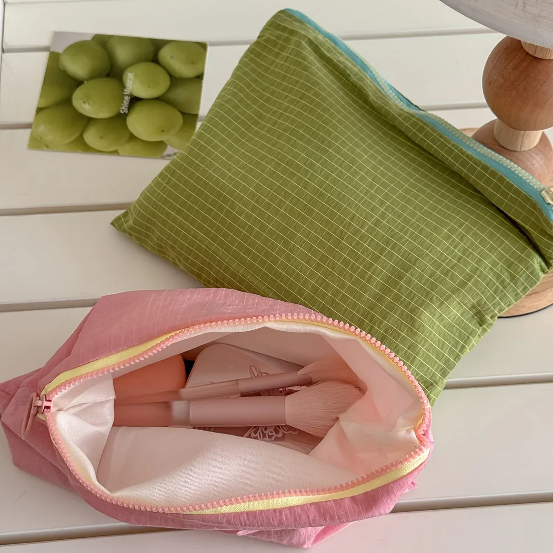 pochette de maquillage en nylon à carreaux, élégante et portable, organiseur extérieur pour câbles, articles divers, pochette de rangement cosmétique