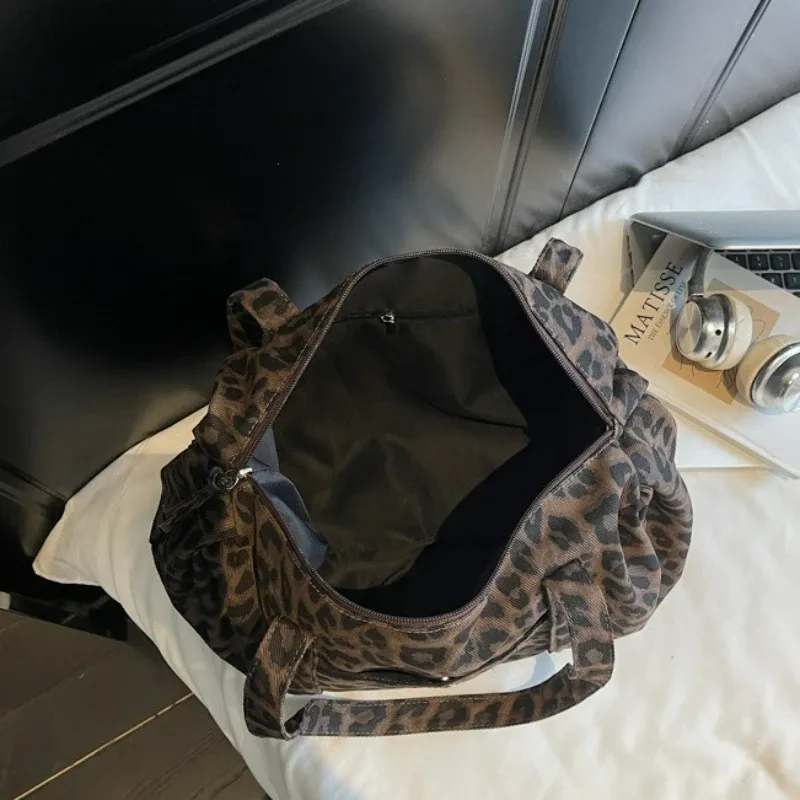 sac à bandoulière en toile imprimé léopard, grande capacité, fourre-tout à poignée pour les déplacements quotidiens, sacs de rangement à texture polyvalente
