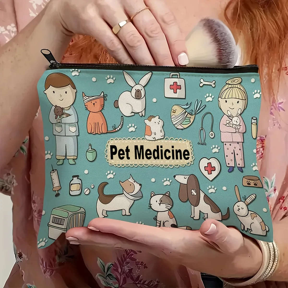 pochette de rangement de voyage pour médicaments pour animaux de compagnie – trousse de toilette et cosmétiques en polyester bleu clair avec illustrations de chiens et de chats mignons