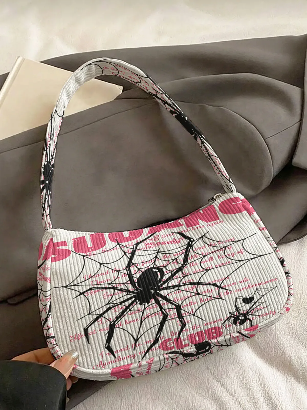 sac à bandoulière tendance à imprimé araignée, sac sous le bras en velours côtelé beige pour un usage quotidien décontracté