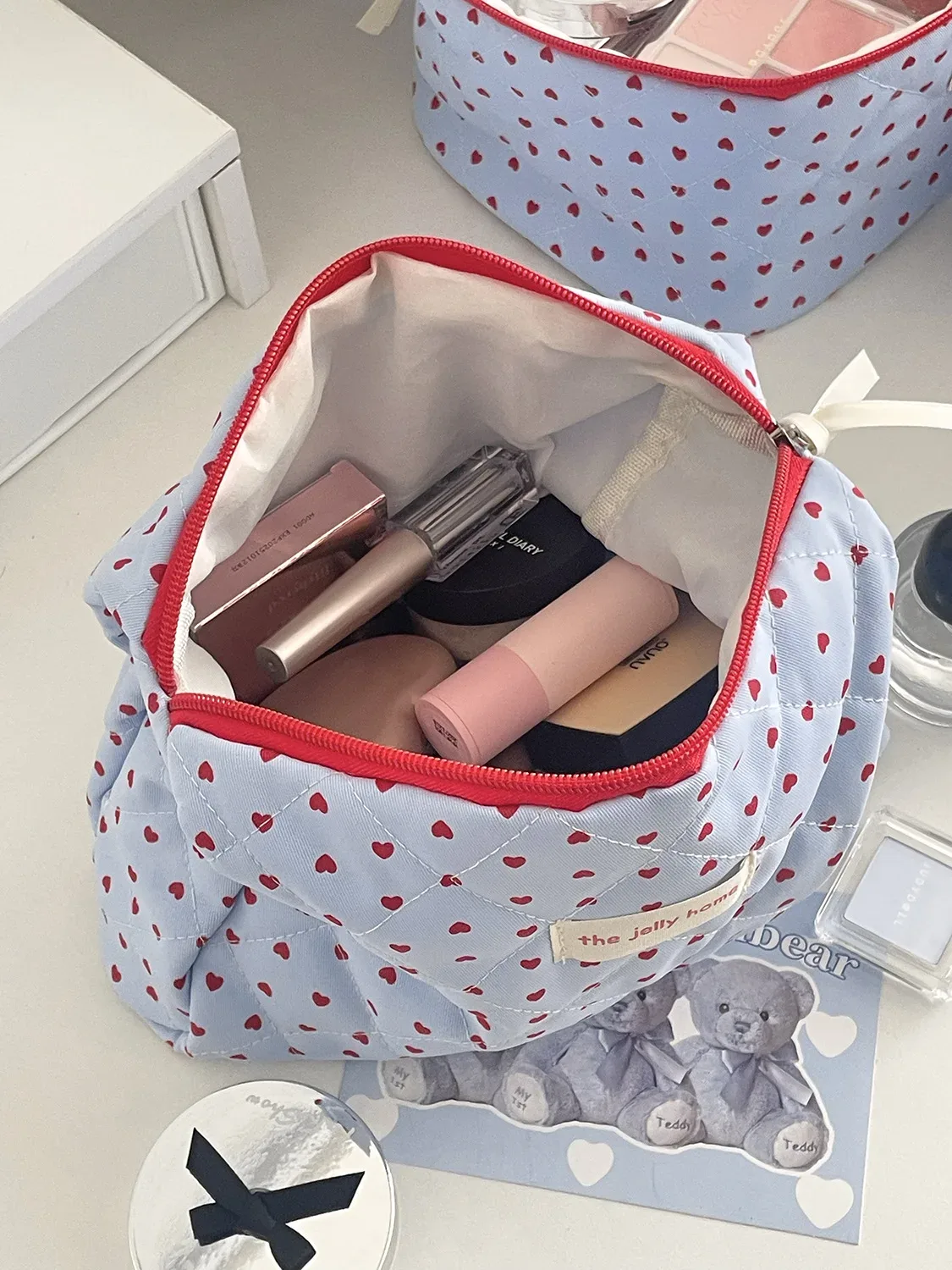 pochette à maquillage en forme de cœur, trousse de toilette portable grande capacité, nouveau style tendance et élégant