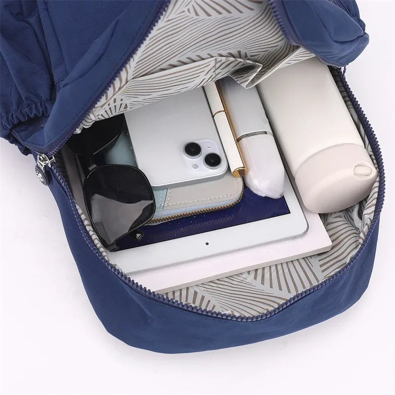 sac à dos de grande capacité, léger et à la mode, sac à dos de voyage polyvalent, cartable d'étudiant, sac décontracté pour femmes