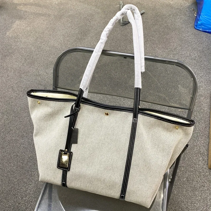 sacs fourre-tout de grande capacité pour les sacs à main et sac à main de concepteur de luxe 2025 nouveau dans décoration à paillettes sur le bouton sac à bandoulière en tissu des sous-bras haute qualité