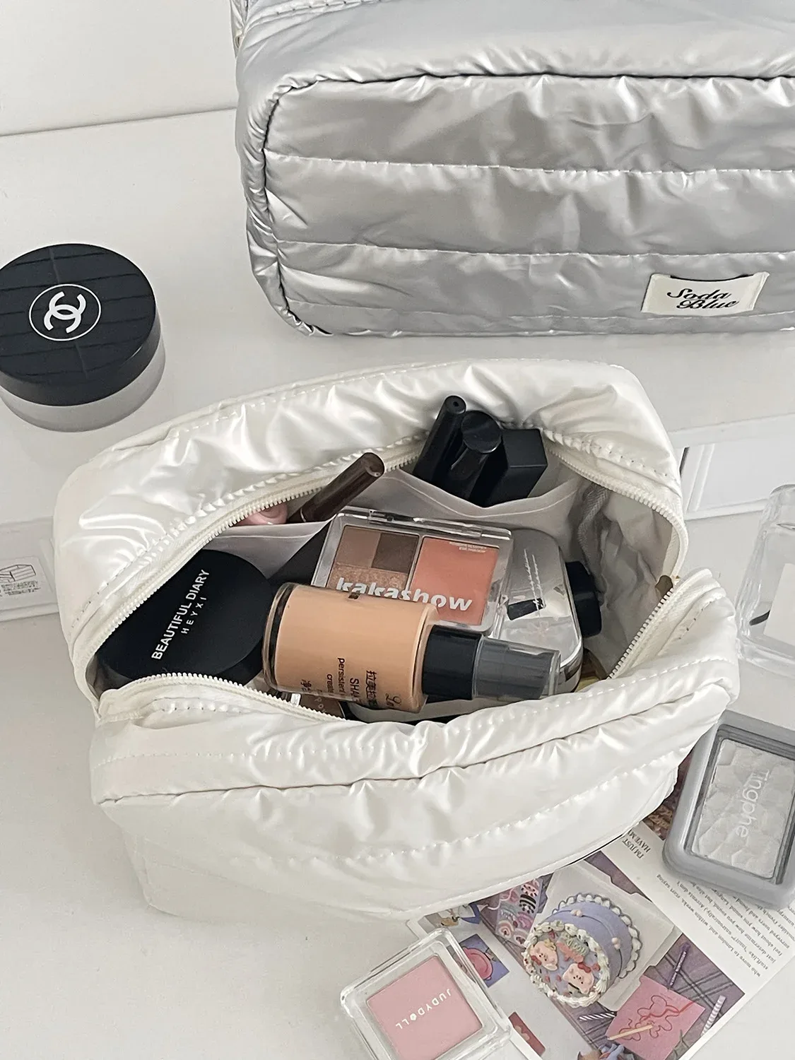 nouvelle trousse de rangement portable brillante effet nacre pour soins de la peau, série lazy line, sac organisateur de maquillage rectangulaire étanche