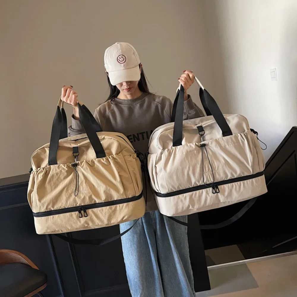 Grand sac de voyage - Spacieux, léger et durable. avec sangle réglable et poches. Parfaite pour les voyages et les trajets quotidiens Sac à main pour femme