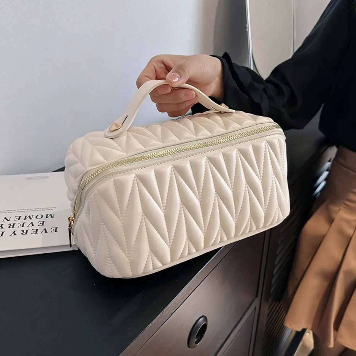 trousse de maquillage en pu de qualité supérieure, grand niveau d'apparence, trousse de toilette de voyage à la mode, nouveau sac de rangement de cosmétiques de couleur unie