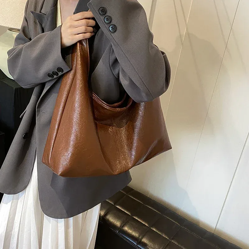 leftside – grands sacs hobo en cuir pu pour femmes, sac à bandoulière d'hiver pour dames, nouvelle tendance y2k, sacs à main et bourses, 2024