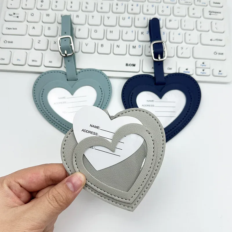 étiquette de bagage de voyage en forme de cœur, personnalisable avec initiales, étiquette de valise de luxe pour affaires, gravure de nom, pendentif de sac à main en pu, vente en gros, cadeau de mariage