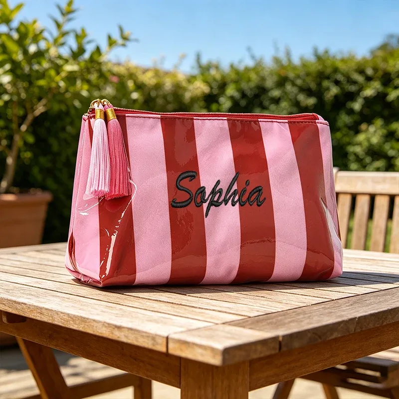 personnalisation de broderie / version standard, deux options, pochette rayée, trousse de maquillage exquise à fermeture éclair avec pompon, saison de rentrée scolaire, cadeau idéal