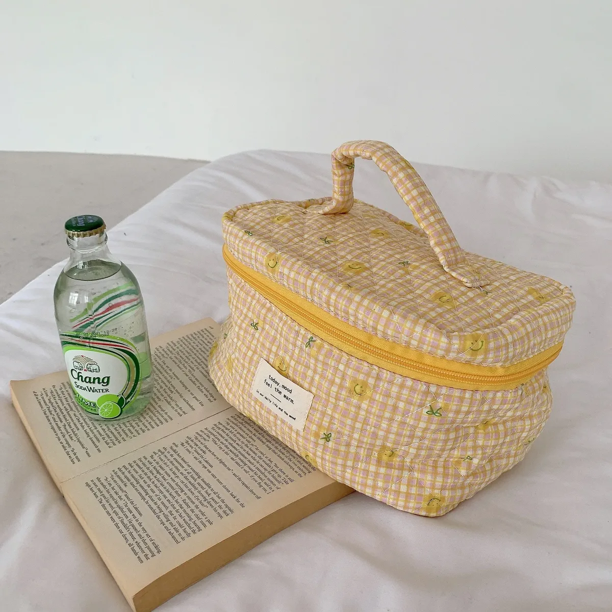 sac de maquillage en coton matelassé pour femmes, mignon, organisateur de cosmétiques à fermeture éclair, pochette essentielle de voyage, sac à main en forme de boîte, trousse de toilette pour dames
