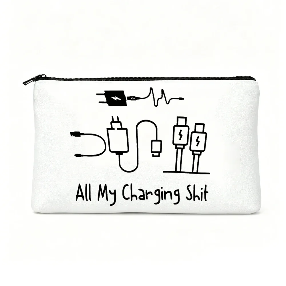 pochette polyester blanche chargeurs maquillage voyage organisation cosmétiques accessoires trousse toilette durables légères utilisation travail camping