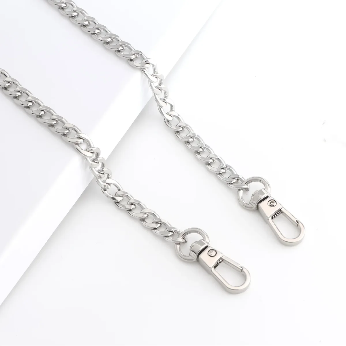 chaîne plate métal sangle sac main bandoulière remplacement fabrication diy voyage blanc bleu marine or argent