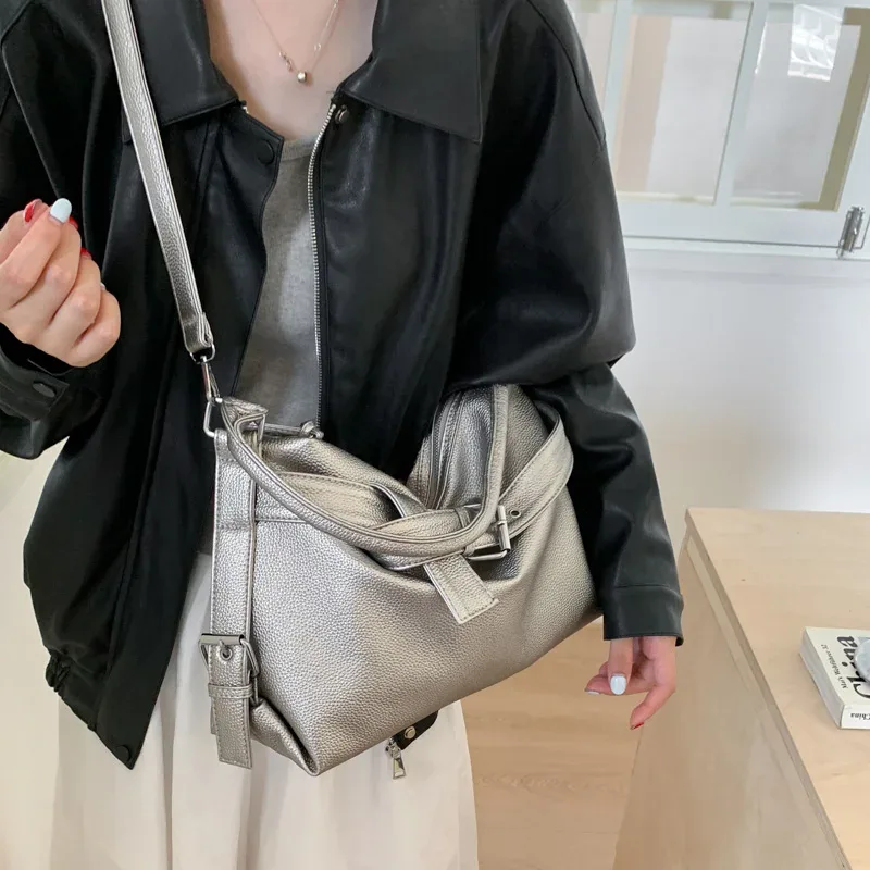 sac fourre-tout en cuir souple de grande capacité, sac à main avec boucle de ceinture, nouveau sac messager à bandoulière rétro pour fille, sac de moto