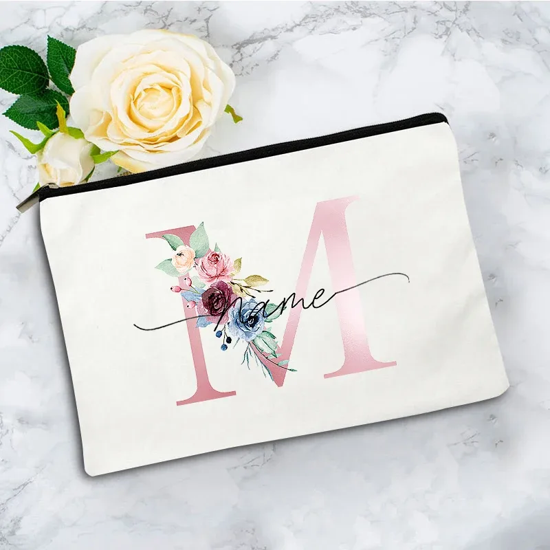 trousse de maquillage personnalisée rose à motifs floraux avec initiale, pochette cosmétique en toile personnalisée, organisateur de voyage pour articles de toilette pour femmes