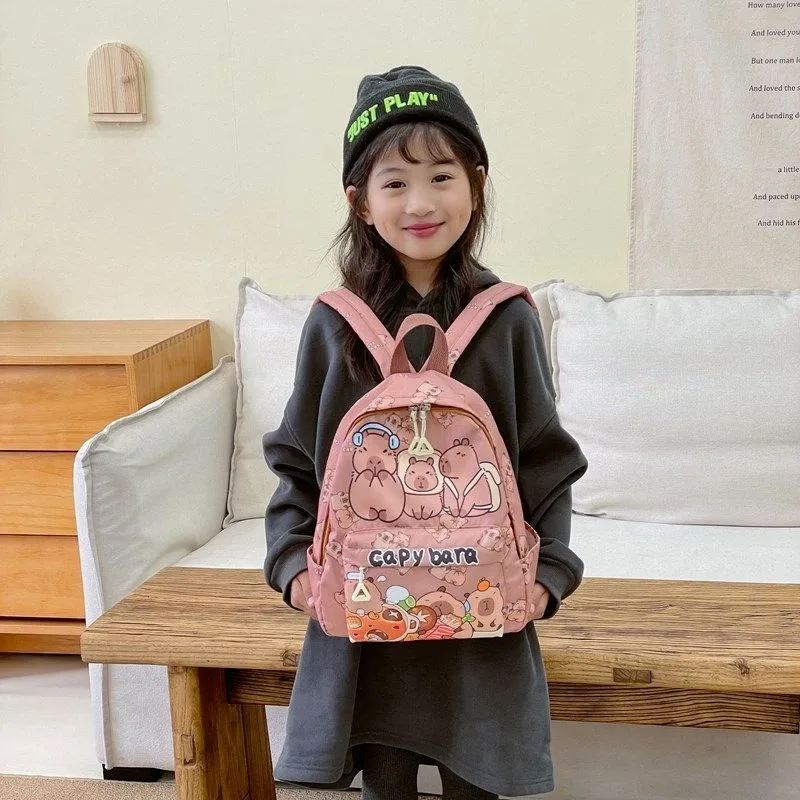 nouveau sac à dos kawaii capybara dessin animé 2026 pour femmes et filles, ultra-léger, cartable pour maternelle et élèves du primaire, motif simple, sac de livres