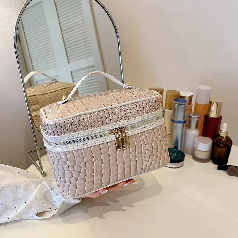 sac de maquillage à grande capacité à motif crocodile, sac de rangement cosmétique pour homme et femme, trousse de toilette, style nordique, matériau pu