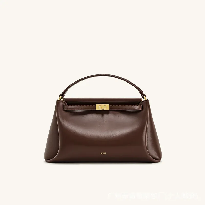 sac à main jw pei avec boucle, nouveau sac bandoulière carré pour femme 2026, sac à épaule haut de gamme de niche