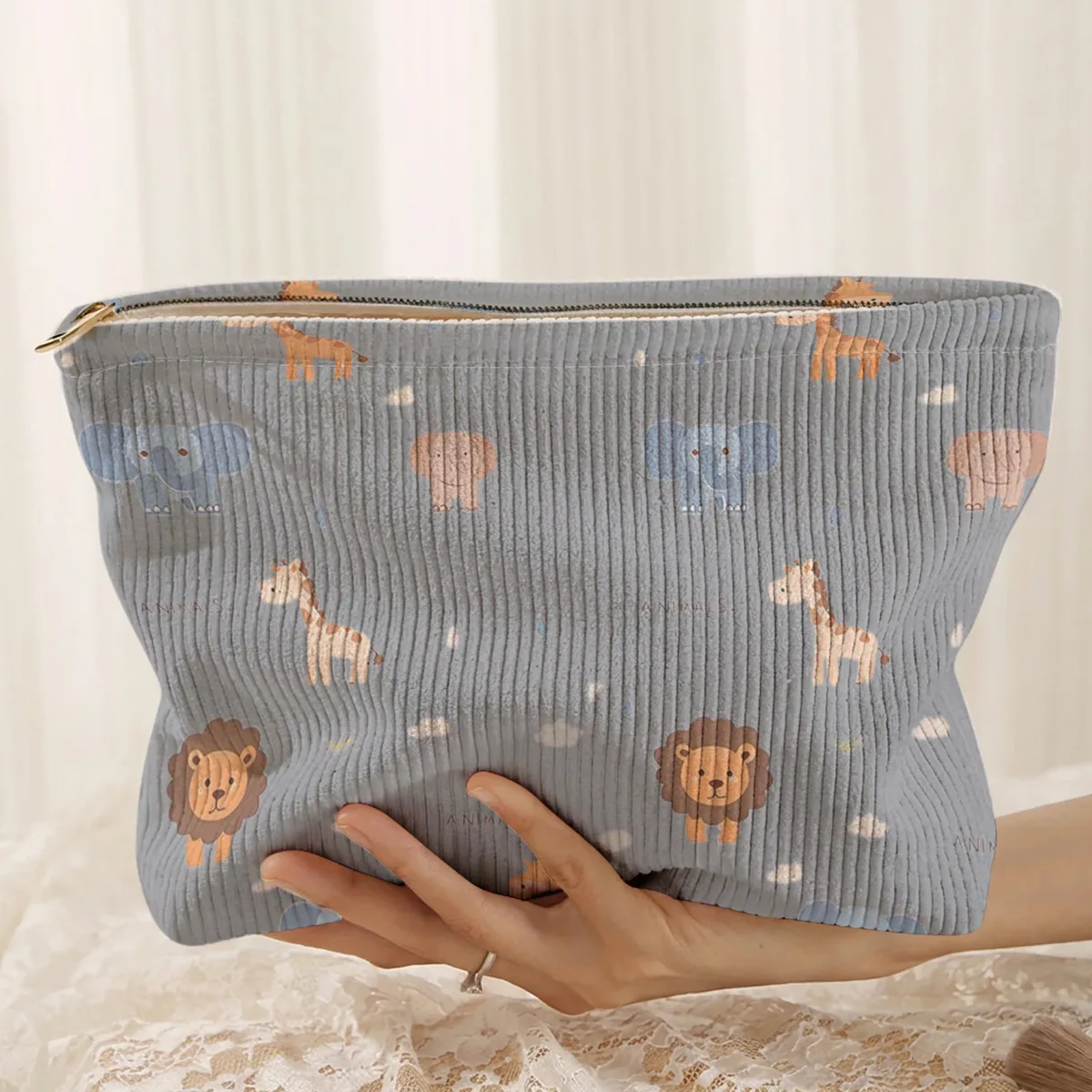 1. trousse de maquillage en velours côtelé à motifs animaliers, boîte de rangement légère à fermeture éclair, sac multifonctionnel avec doublure