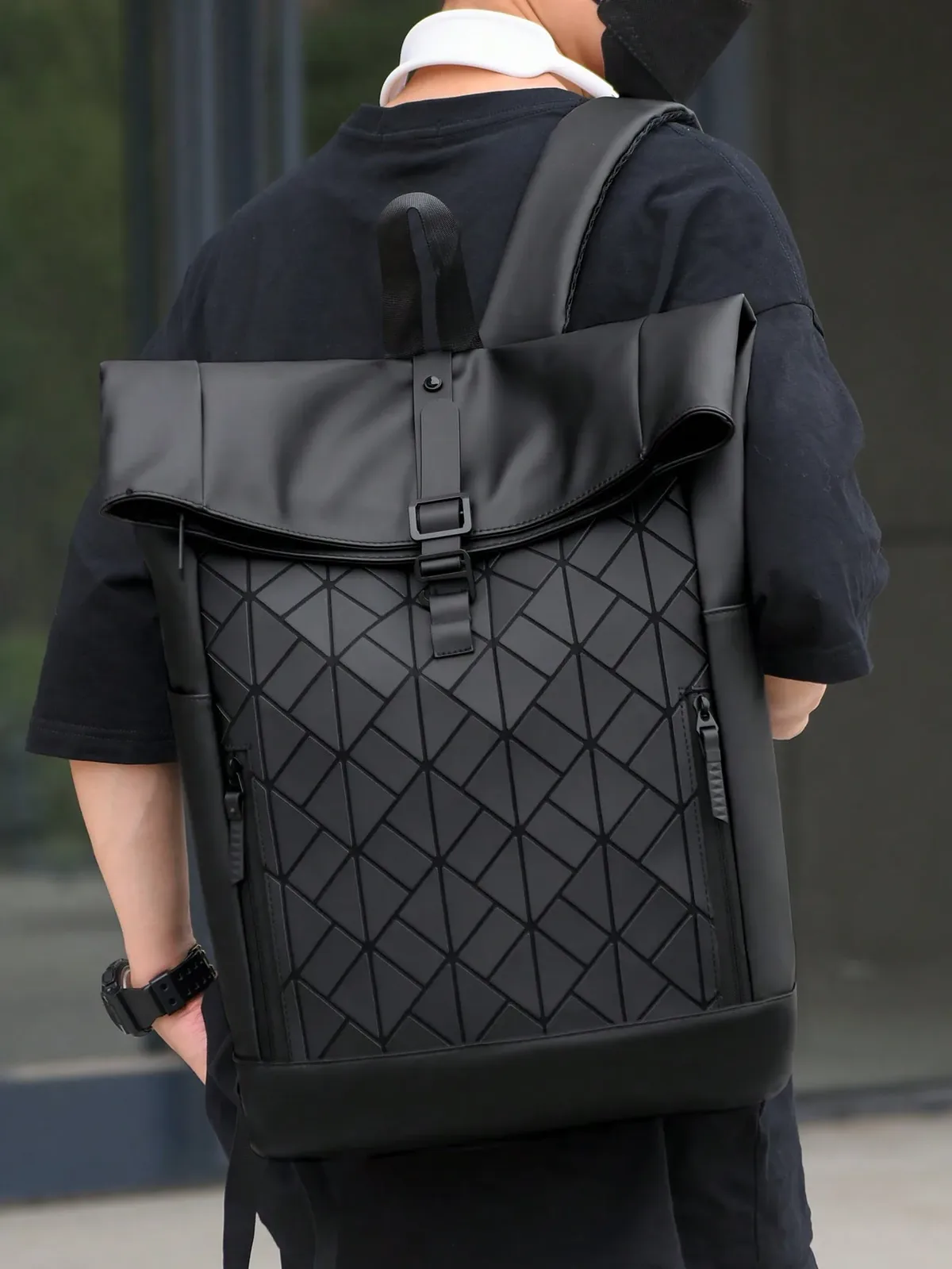 Sac à dos polyvalent pour hommes pour un usage décontracté et professionnel – Sangles réglables et grande capacité pour ordinateur portable de 15,6 pouces