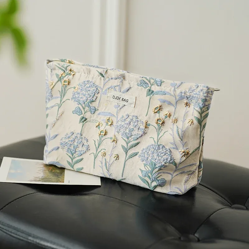 sac de maquillage pour femme blue bouquet, trousse de toilette en toile de grande capacité - pour le rangement des serviettes hygiéniques et des articles de maquillage, organisateur de voyage