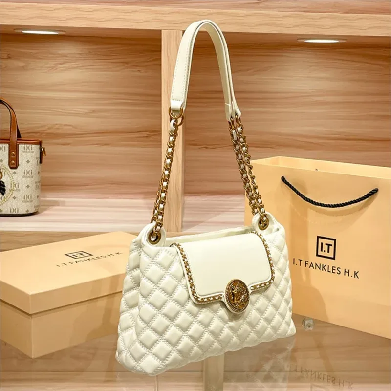 sac à chaîne en cuir véritable de marque pour femme 2025, nouveau design de créateur avec un sens du luxe, sac à bandoulière grande capacité à porter sous le bras