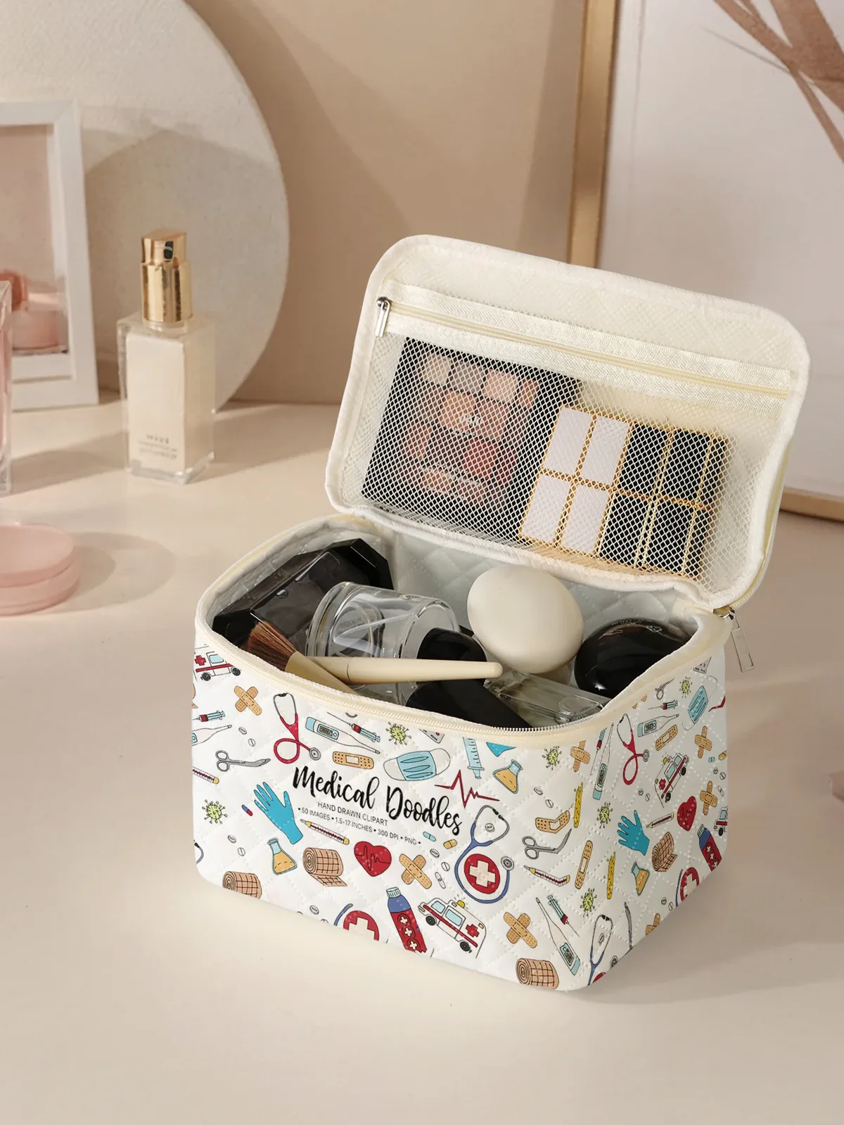 trousse polyester cosmétiques motifs médicaux blanc voyage petite taille maquillage seringues bandages stéthoscopes ambulances