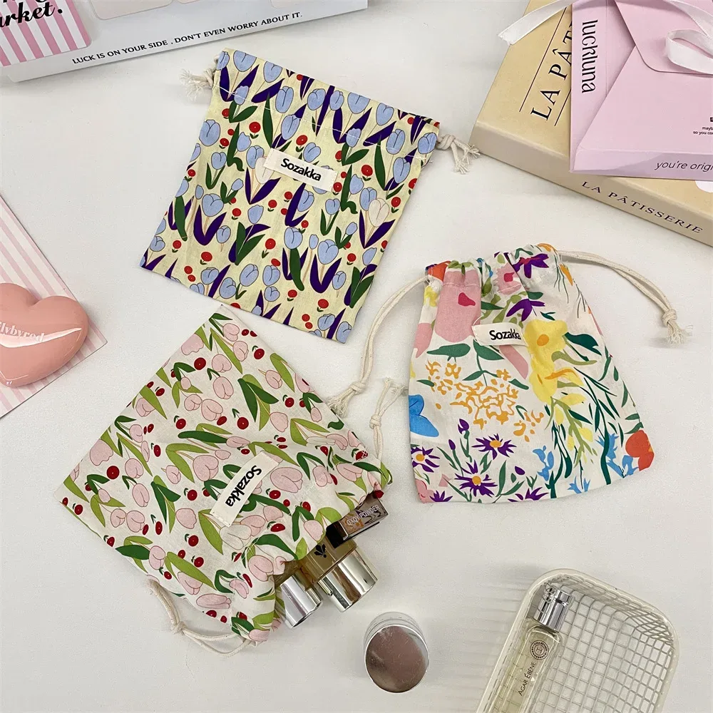 pochette à cordon à motif floral, sac de rangement cosmétique, organiseur de voyage pour rouge à lèvres et maquillage, style vintage mignon, pochette cadeau