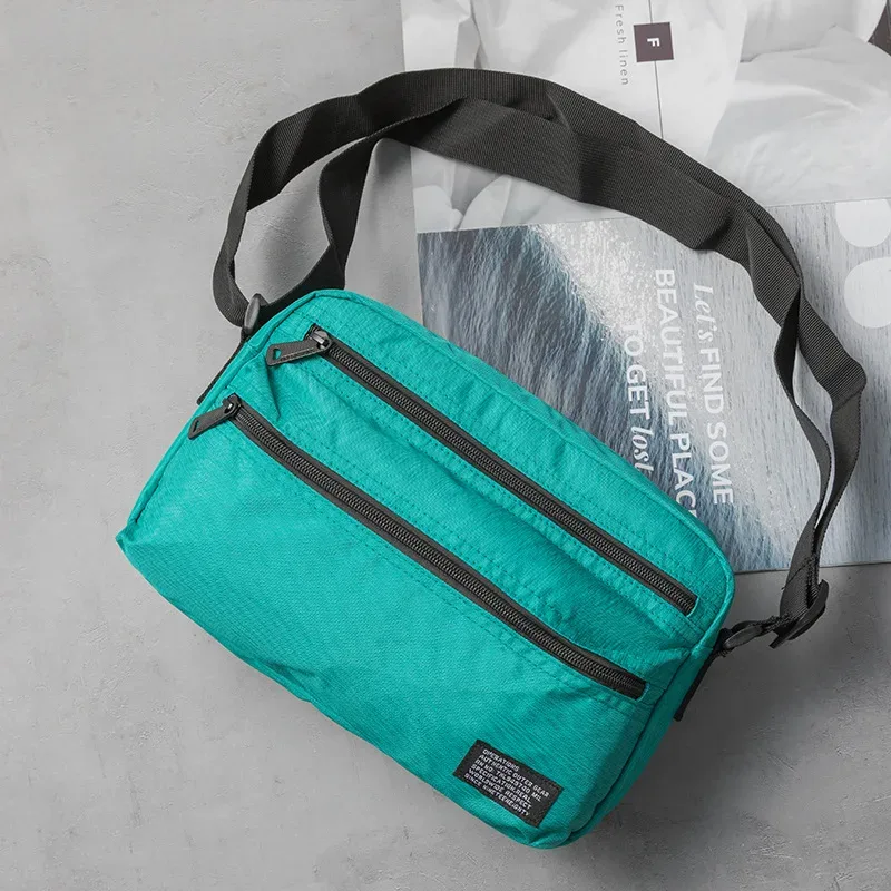 sac à bandoulière minimaliste pour hommes, sac messager d'inspiration japonaise, durable imperméable, voyage et usage quotidien, unisexe