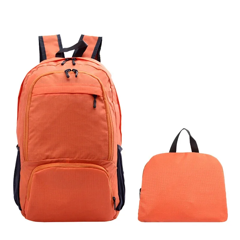 sac à dos léger et pliable avec logo personnalisé, imperméable, personnalisable, idéal pour les voyages en plein air et la randonnée.
