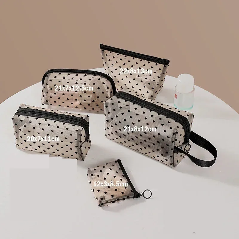 sac de maquillage en maille transparente en forme de cœur, pochette de rangement de cosmétiques portable multifonction pour femmes, sacs de rangement de rouge à lèvres de toilette pour dames