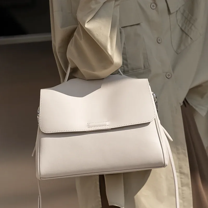 sac à bandoulière en cuir de vache véritable pour femmes, sac à main de luxe de créateur, sac à bandoulière souple en cuir pour le bureau.