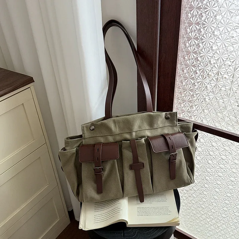grand sac fourre-tout décontracté en toile pour femme, sac à bandoulière grande capacité, sac à main vert armée adapté à tous les adultes, idéal pour les trajets quotidiens
