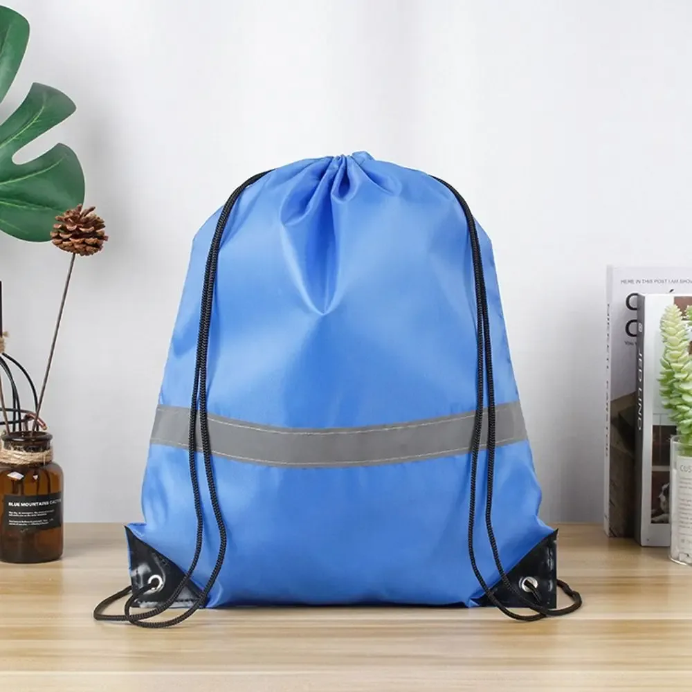 sac à dos de sport à rayures réfléchissantes, cordon de serrage, polyester 210d, couleur unie, sac à bandoulière de sport en nylon, étanche et portable