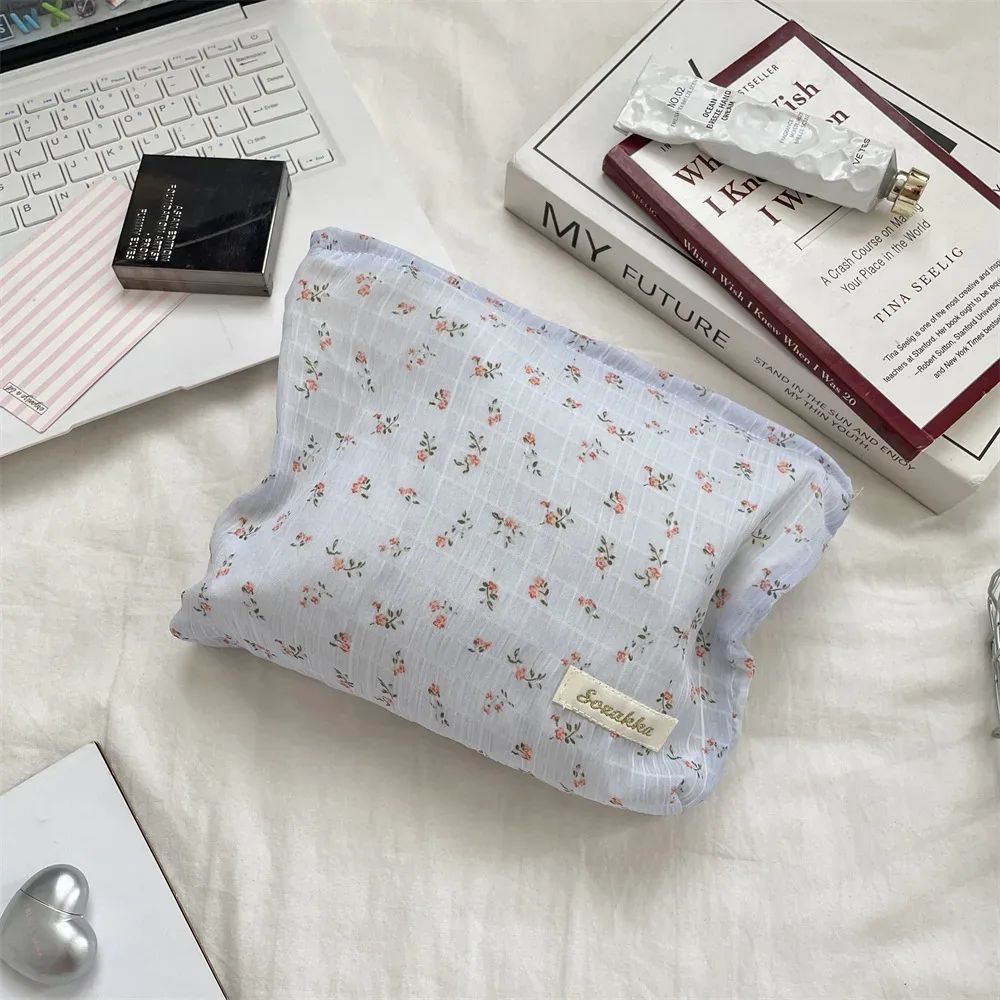 trousse de maquillage florale, sac de toilette léger et transparent à motif de cerises, sac de voyage portable pour soins de la peau, idéal pour les femmes et les jeunes filles.