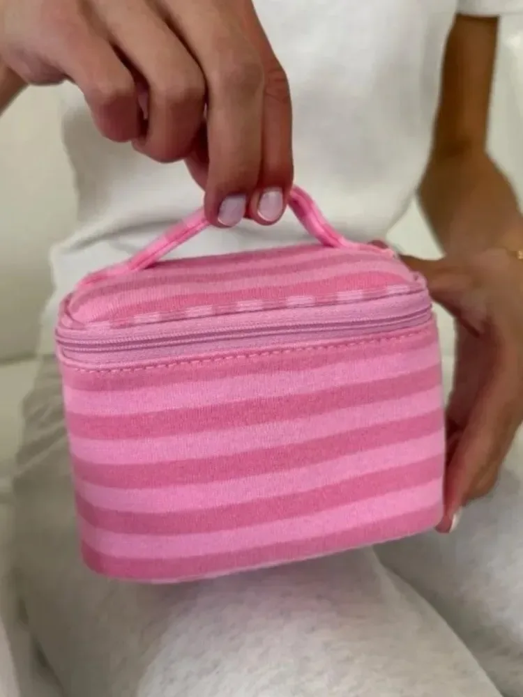 trousse de maquillage rose rayée pour femme, sac de voyage cosmétique portable vintage avec miroir et fermeture éclair, pochette de toilette mignonne et douce pour filles