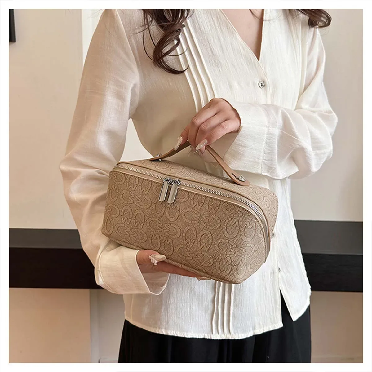 nouveau sac à cosmétiques à la mode, sac de rangement portable et polyvalent de voyage, sac de toilette imprimé rétro haut de gamme de grande capacité