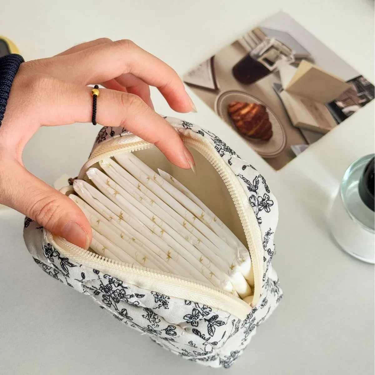 kawaii – mini trousse de maquillage pour femmes, sac à cosmétiques portable pour rouge à lèvres, écouteurs, stockage de câbles de données