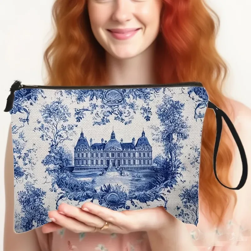pochette de maquillage de style château français avec imprimé vintage classique et motif en porcelaine double face, pochette de rangement pratique pour voyage avec dragonne
