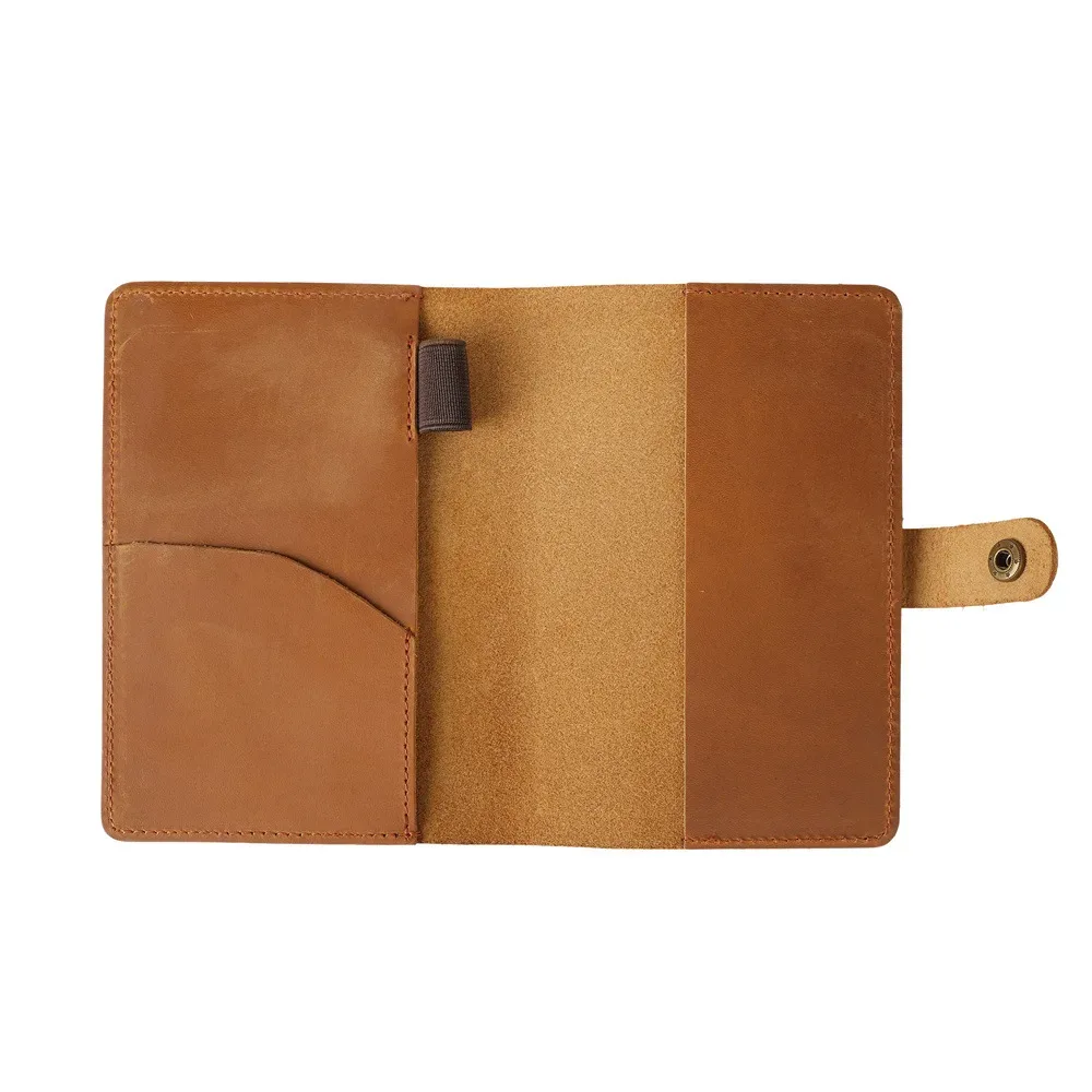 pochette voyage cuir vache marron clair button closure intérieur liège beige organisateur documents neutral