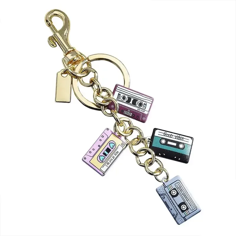 porte-clés vintage en forme de cassette rétro années 90 et 80, accessoires pour femmes et filles, breloques pour sacs à dos et sacs à main